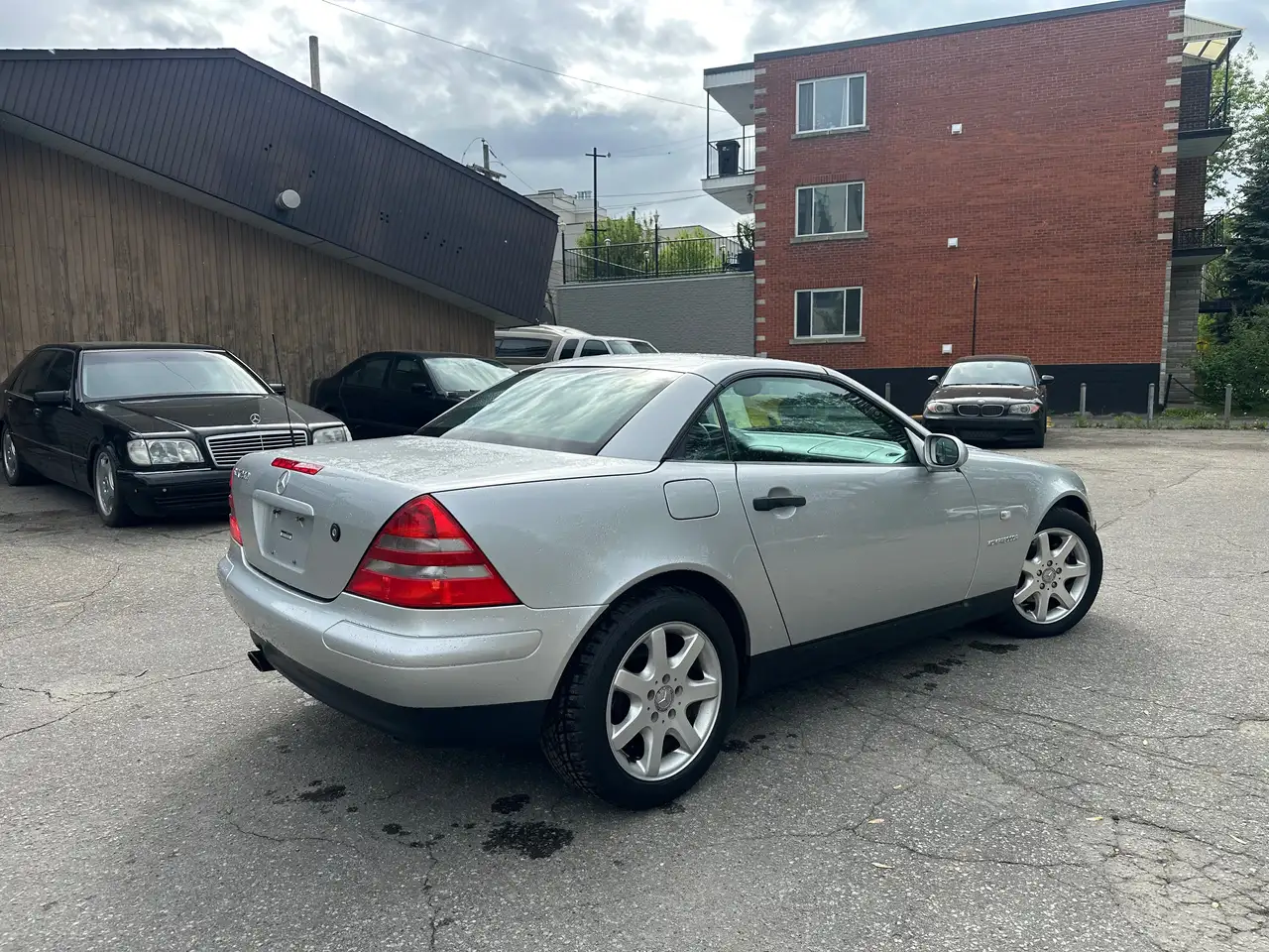 Mercedes-Benz SLK снимка Mercedes-Benz SLK