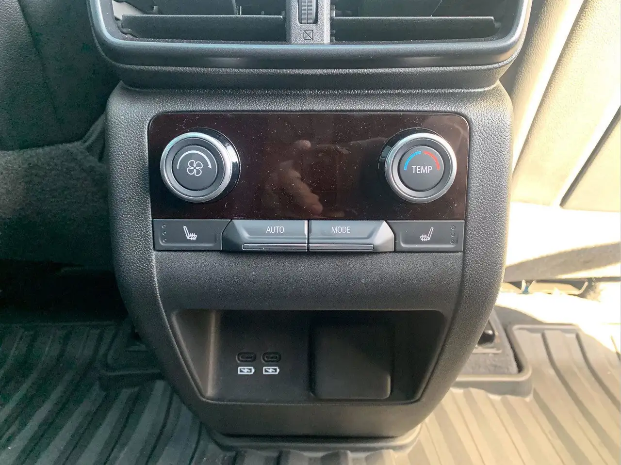 Acura ZDX снимка Acura ZDX