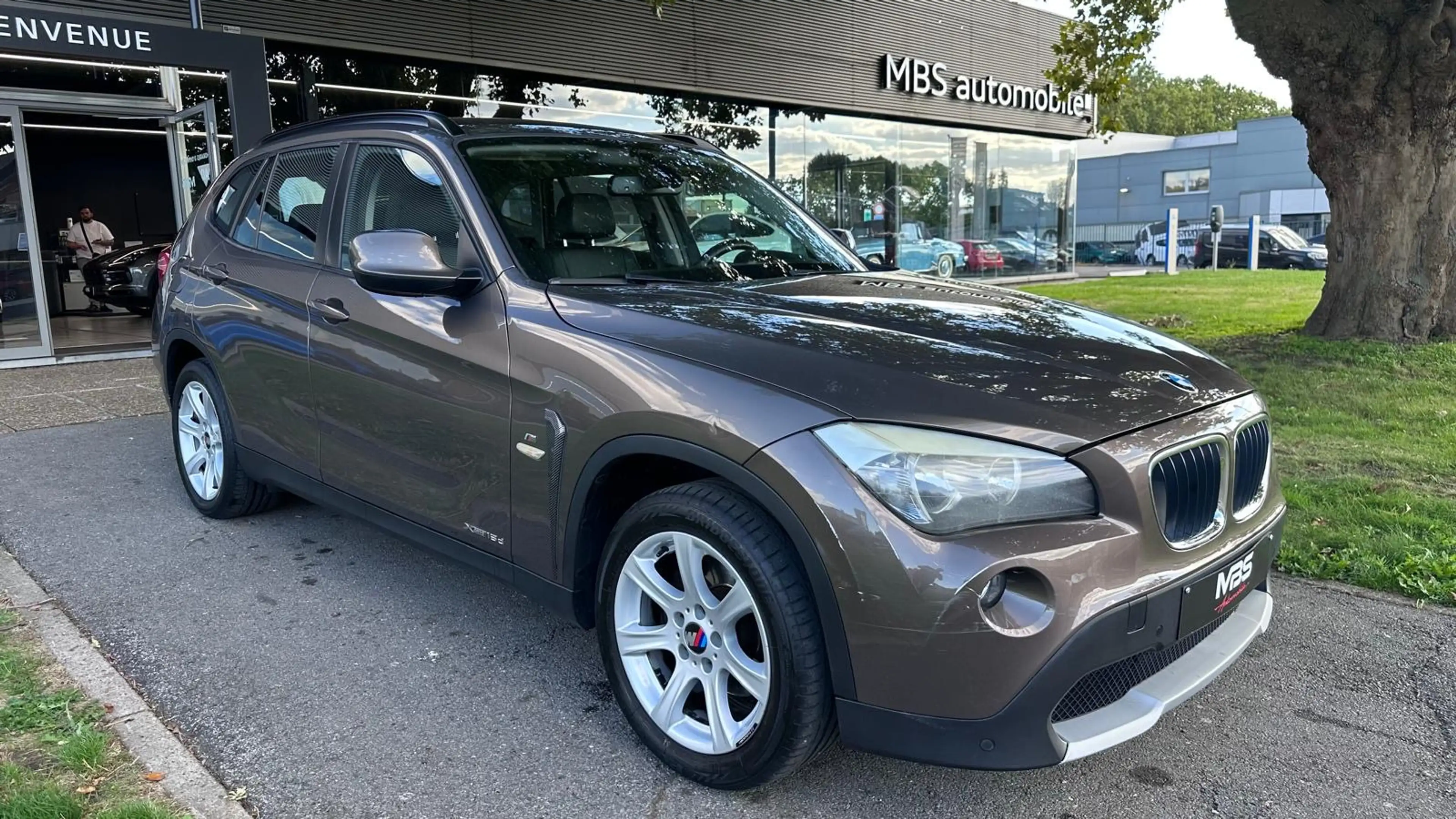 BMW X1 * 2.0 d *XDrive18* CLIM* CRUISE* CUIR* — photo 2