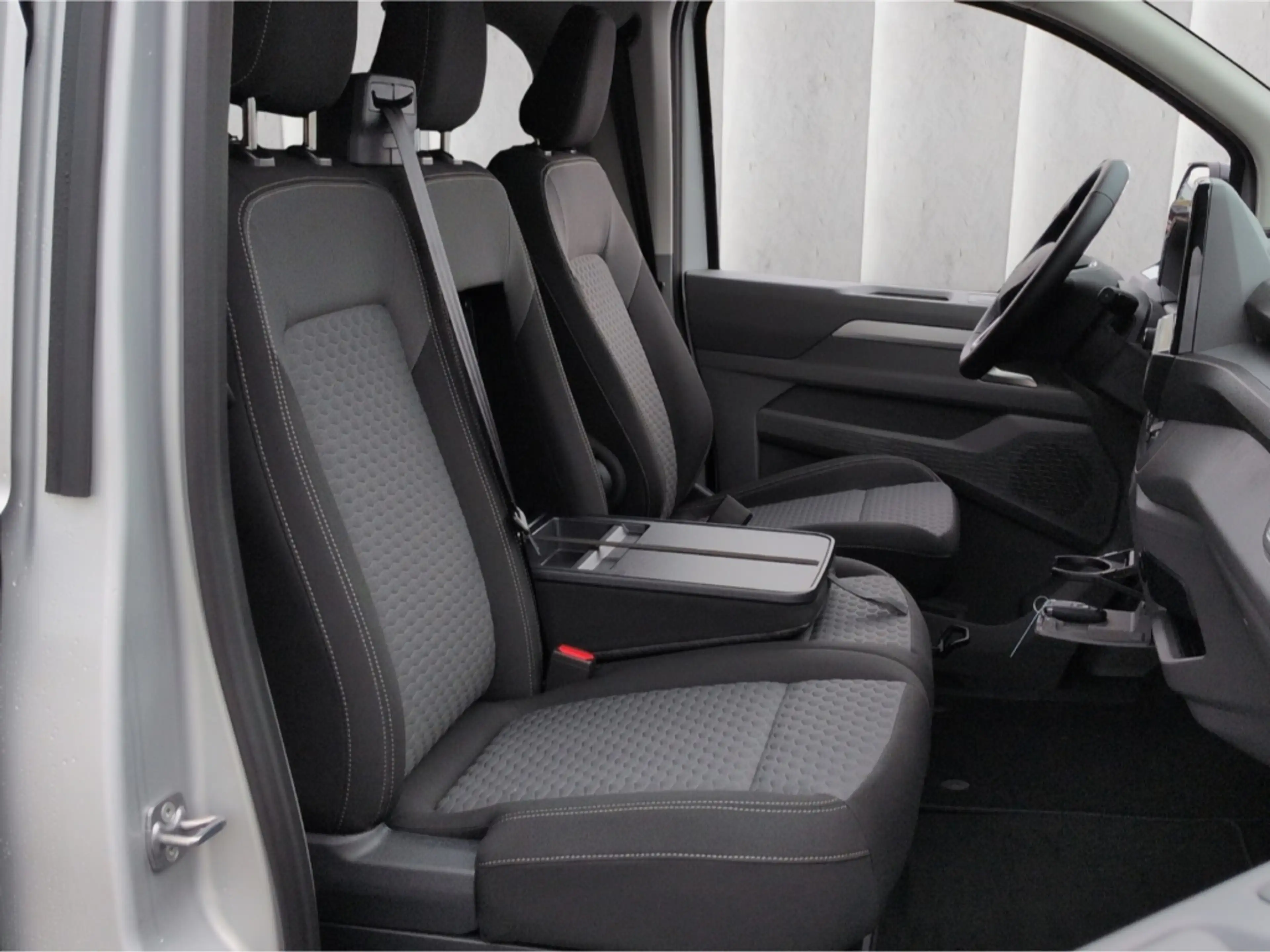 Volkswagen T7 Caravelle LR Life 9-Sitze TDI*DSG Tempo R-Kam — photo 8