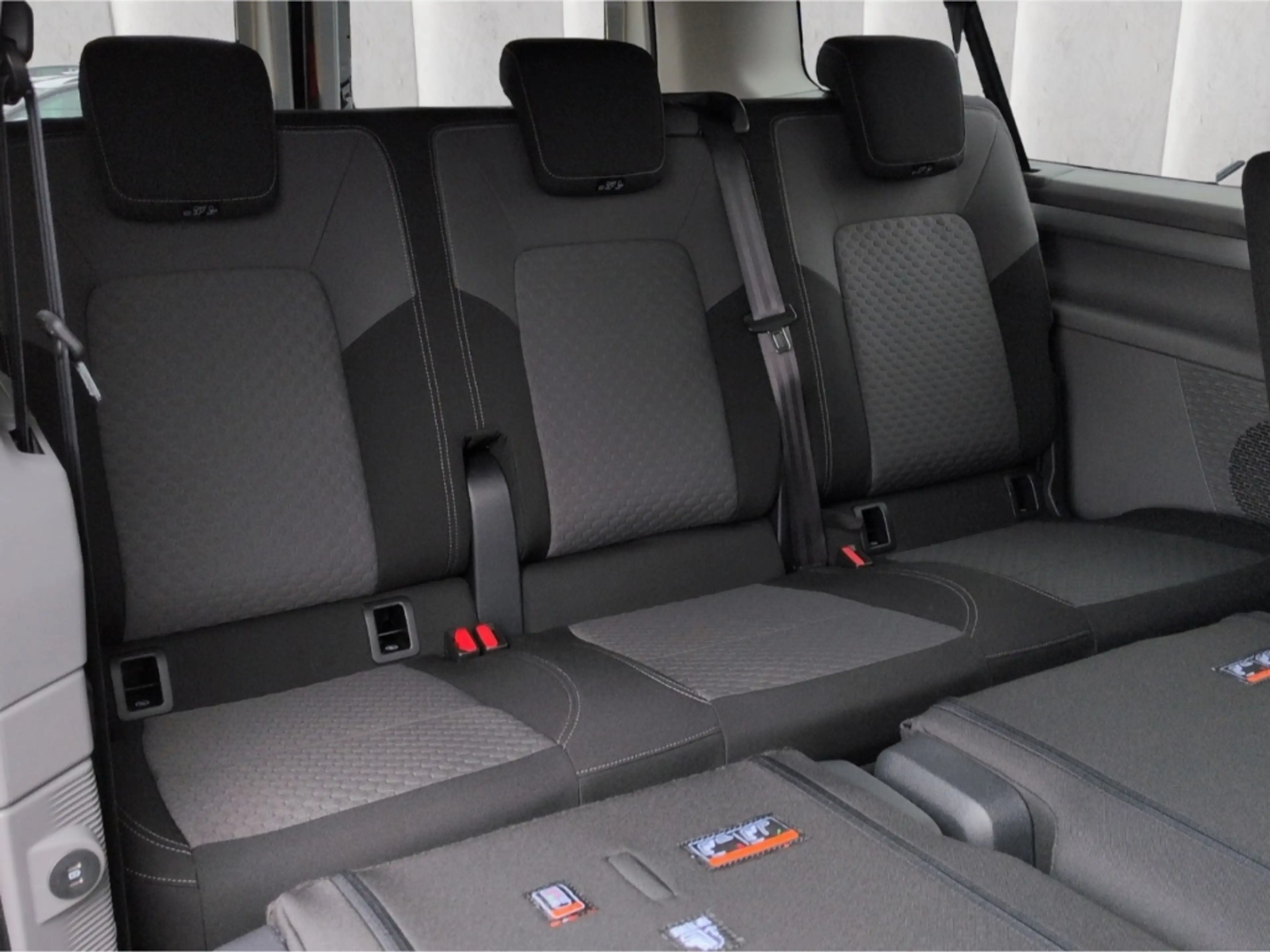 Volkswagen T7 Caravelle LR Life 9-Sitze TDI*DSG Tempo R-Kam — photo 10