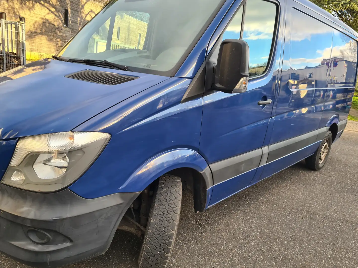 Mercedes-Benz Sprinter 213 CDI (BlueTec) 906.211 Blau - 1