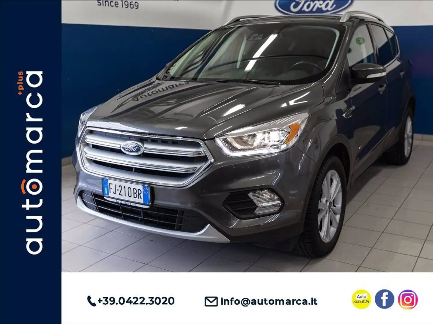 Ford Kuga 2.0 tdci Titanium s&s awd 150cv powershift Gris - 1