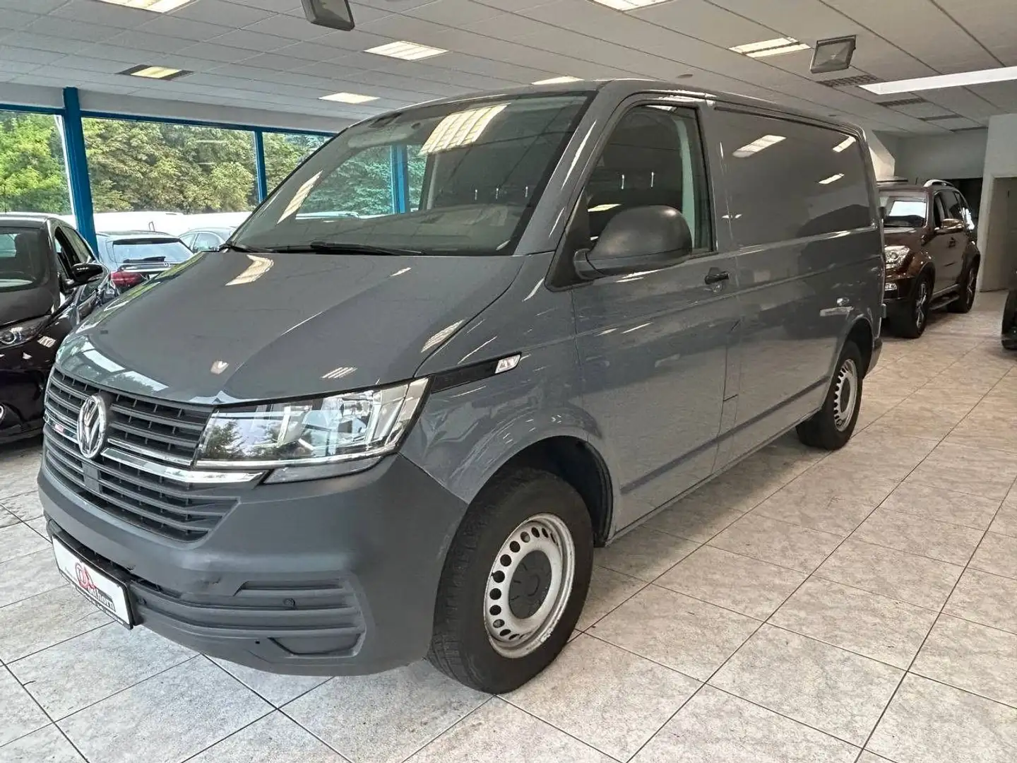 Volkswagen T6 Transporter T6.1 Kasten Automatik Klima Sitzh PDC Grau - 1
