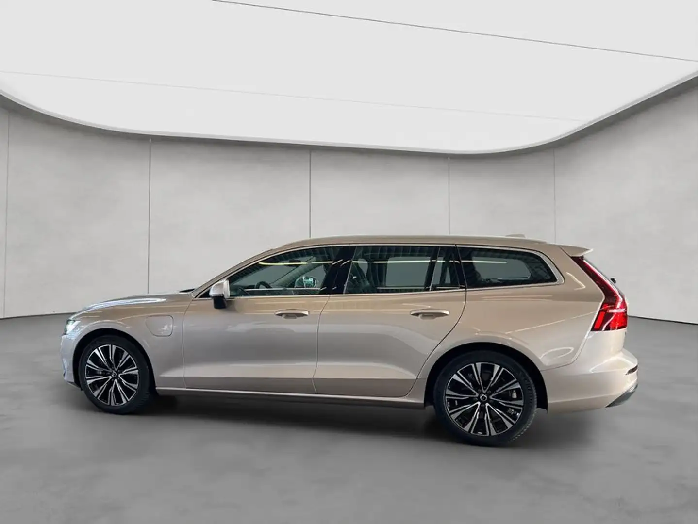 Volvo V60 T6 AWD Recharge Plus-Bright Fahrerassistenz-Pa Silber - 2