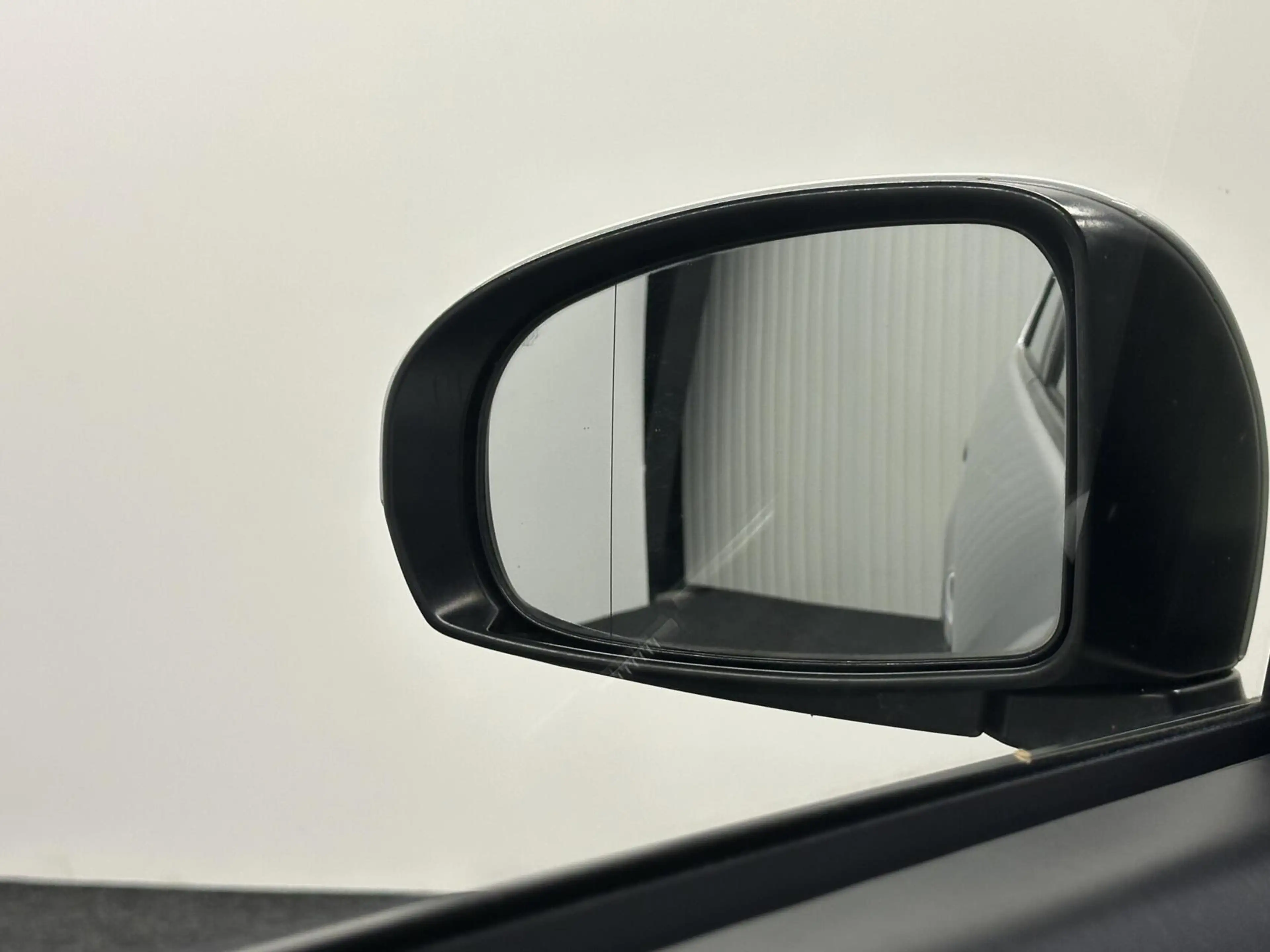 Toyota Prius 1.8 Plug-in Aspiration LEER NAVI CAMERA CRUISE. — photo 12