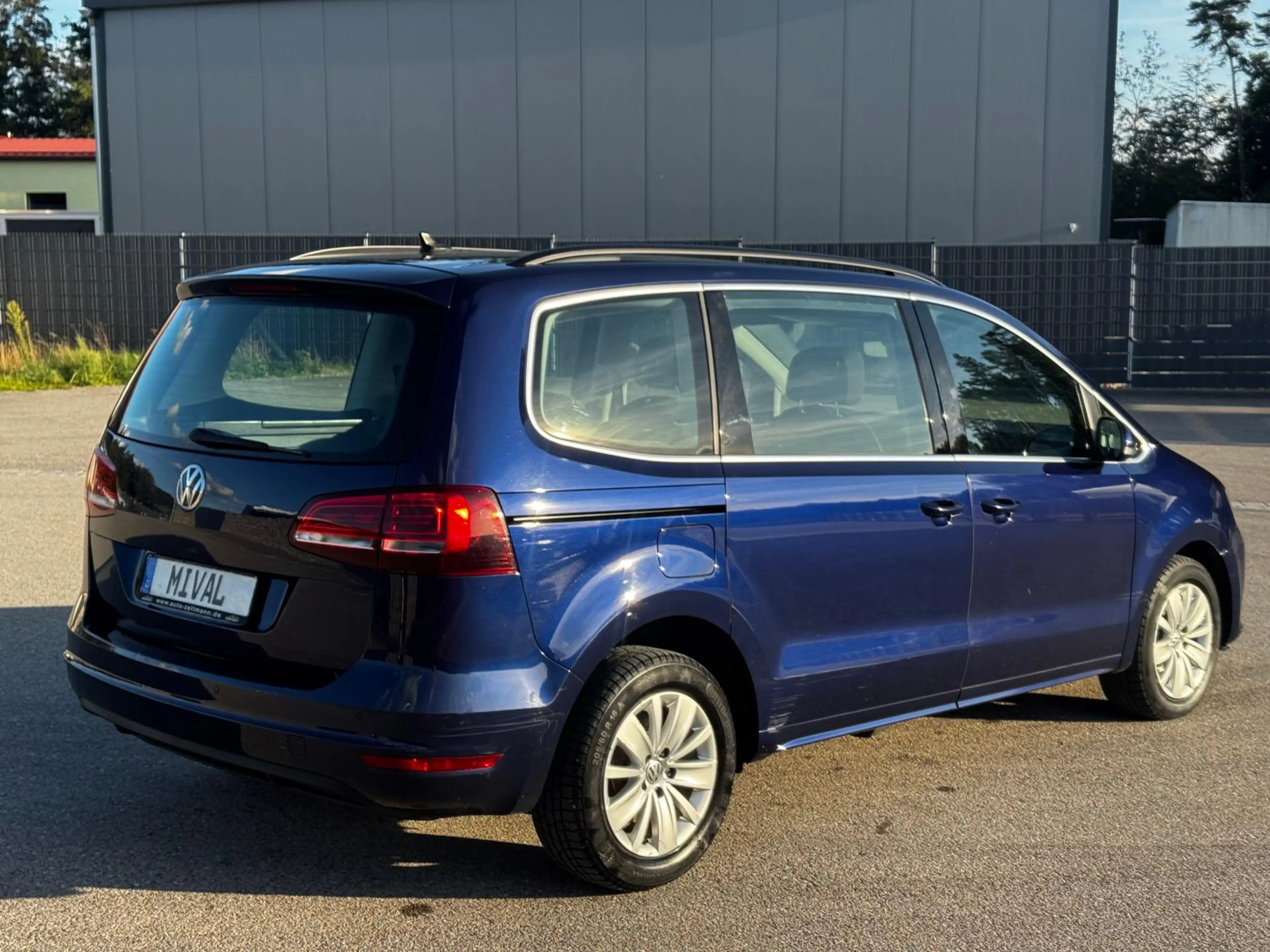 Volkswagen Sharan 1.4 TSI Comfortline/ACC/DSG/Navi — photo 7