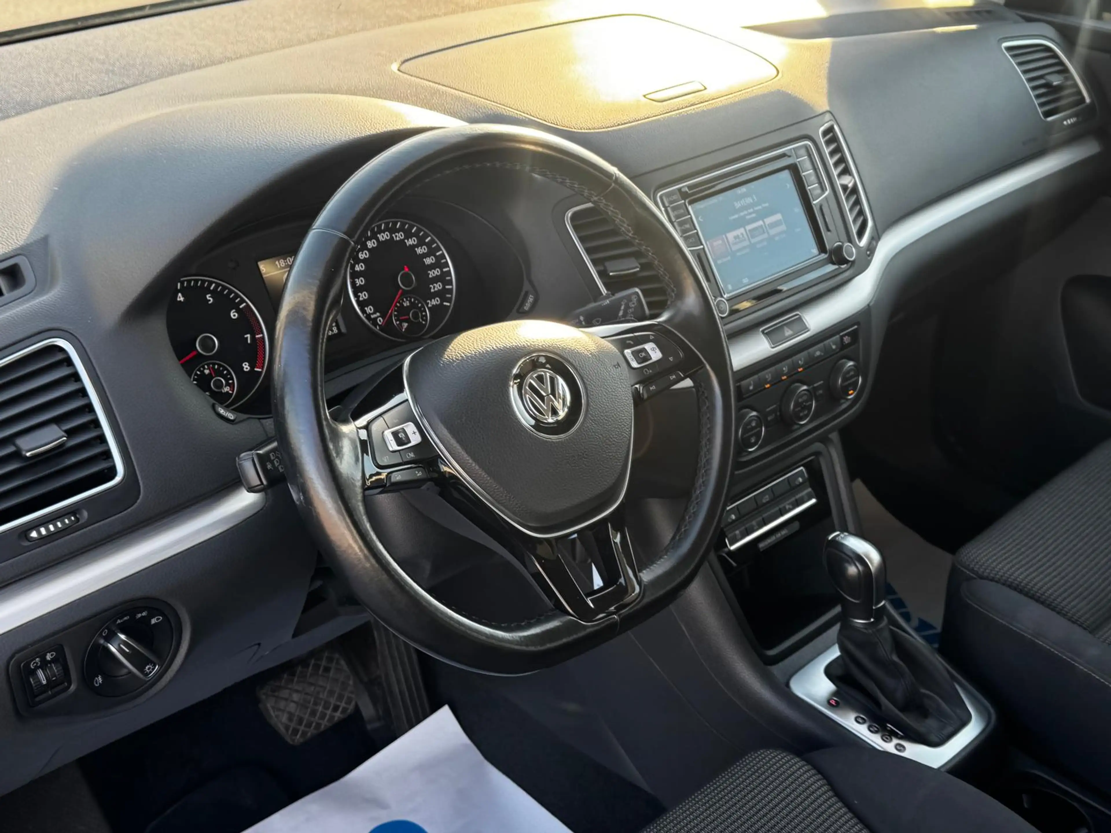 Volkswagen Sharan 1.4 TSI Comfortline/ACC/DSG/Navi — photo 9