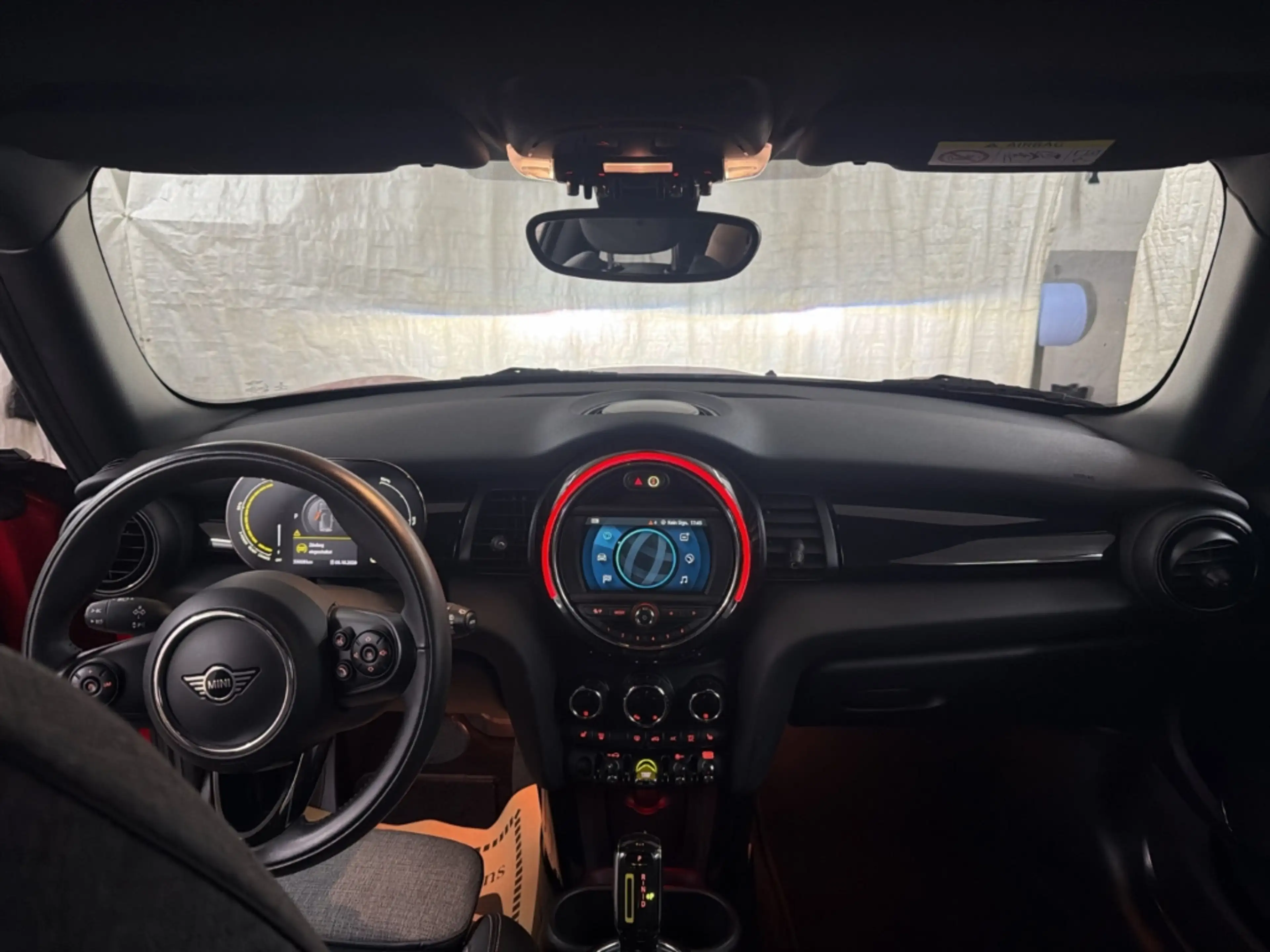 MINI Cooper SE Mini Trim M LED NAVI KAMERA SITZHEIZUNG — photo 11