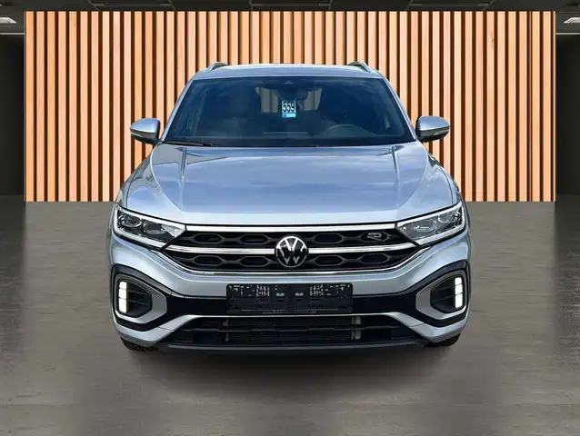 Volkswagen T-Roc view 28