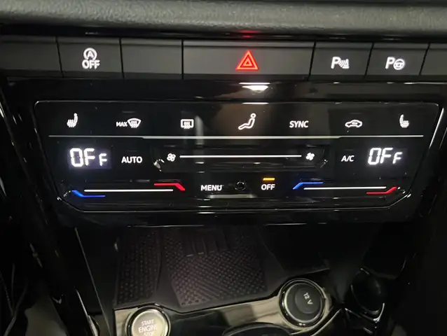 Volkswagen T-Roc view 23