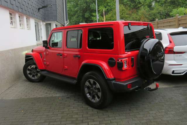 Jeep Wrangler Unlimited Overland Sahara // Dual-Top