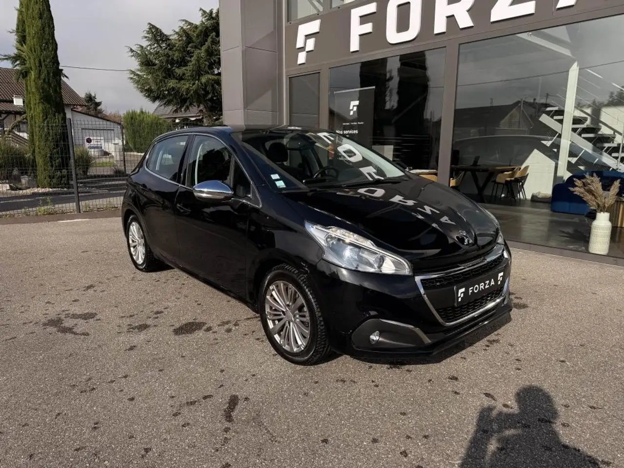 Peugeot 208 208 — photo 3
