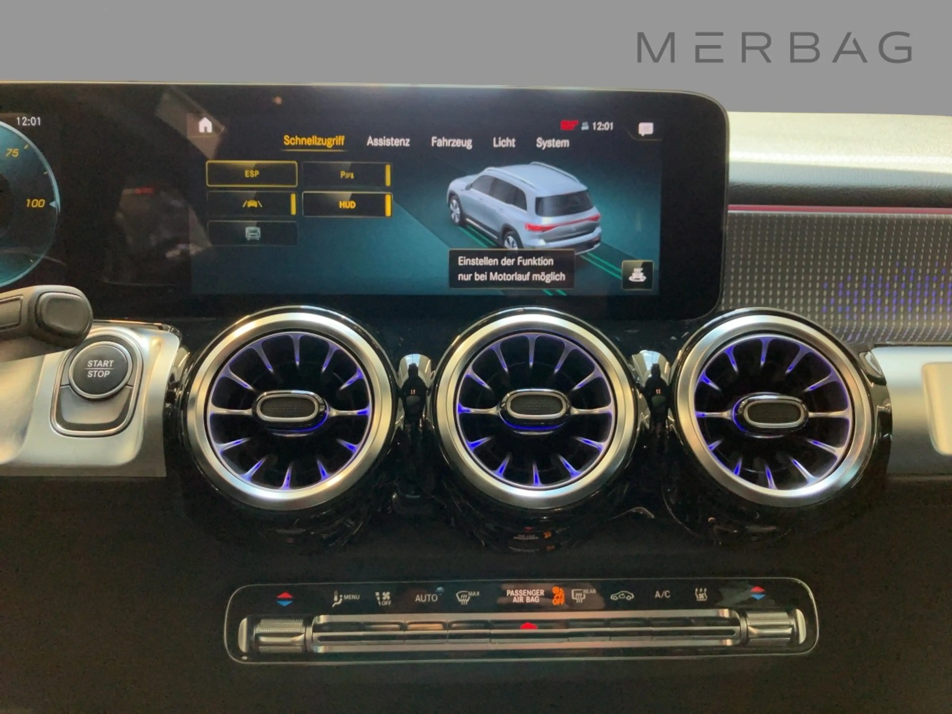 Mercedes-Benz EQB 300 4MATIC — photo 10