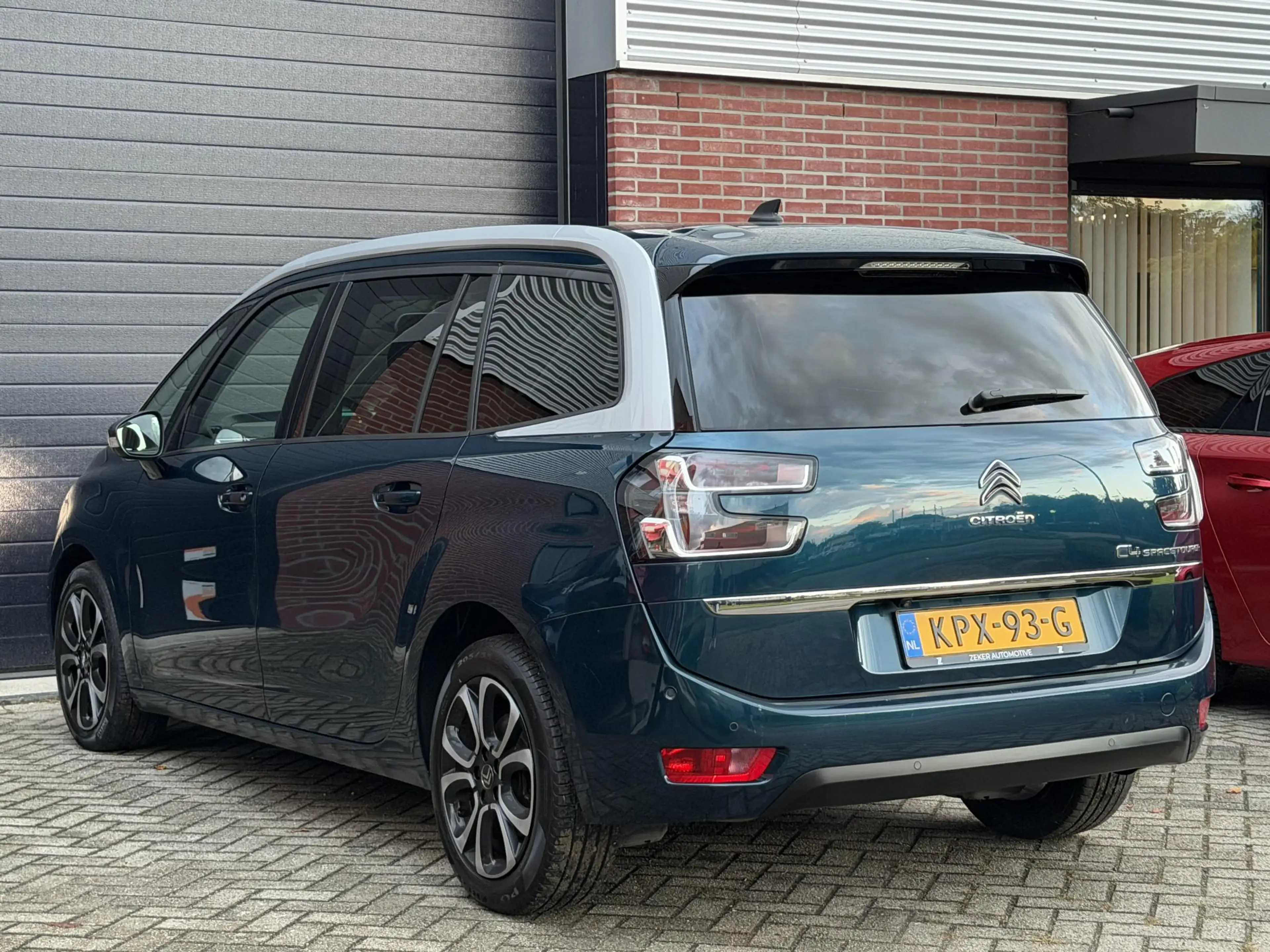 Citroen Grand C4 SpaceTourer 1.2 PureTech Feel 7P, Riem vervangen, Stoelmassage — photo 12