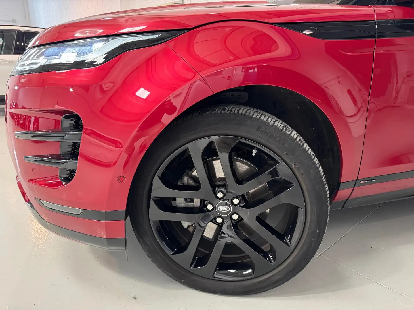 Land Rover Range Rover Evoque 2.0 I4 MHEV R-Dynamic HSE AWD Aut. 300 Rouge - 2