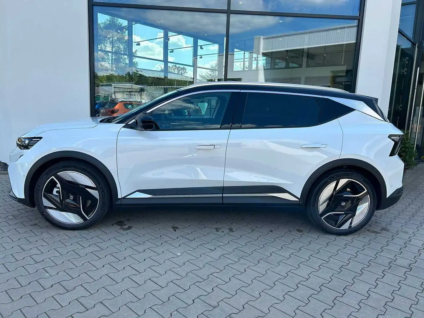 Renault Scenic E-Tech Iconic 220 Long Range +RFK+SHZ+H/K Weiß - 2