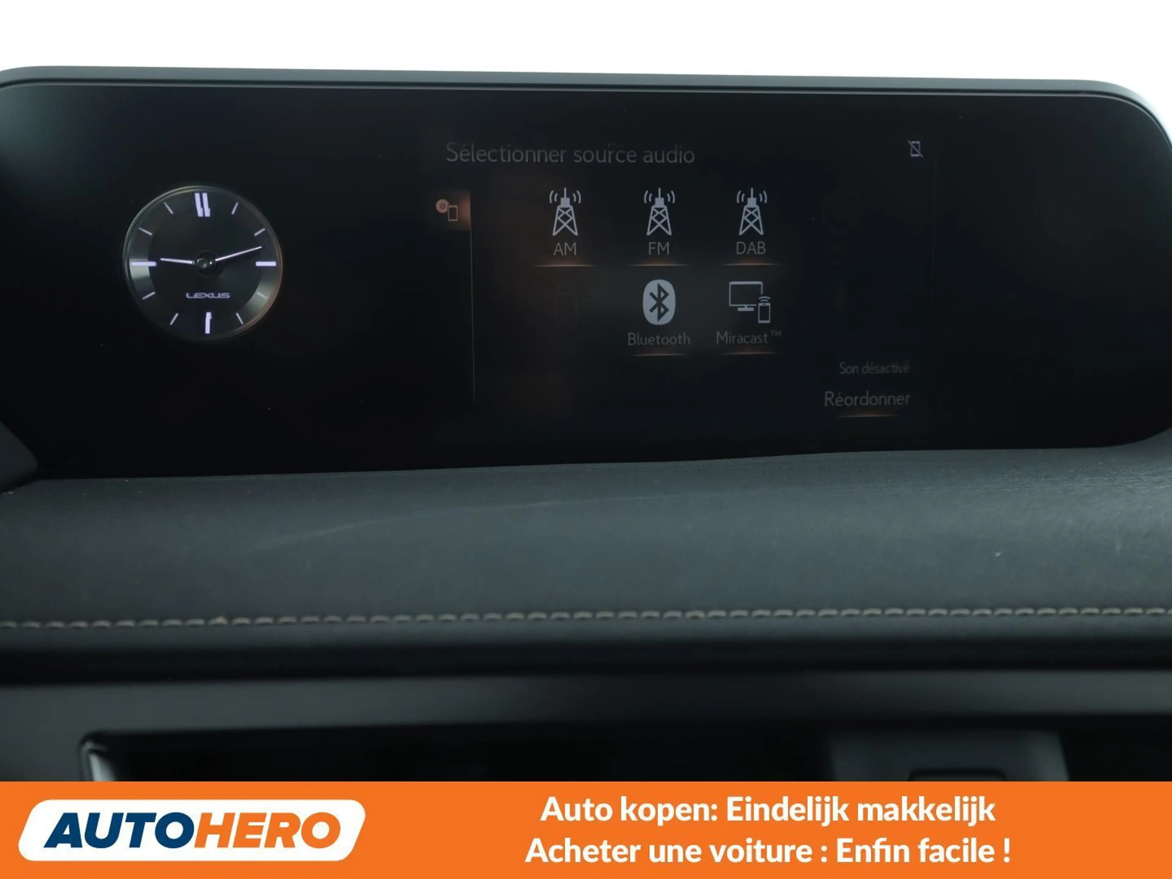 Lexus UX 250h UX 250h Executive Line — photo 9