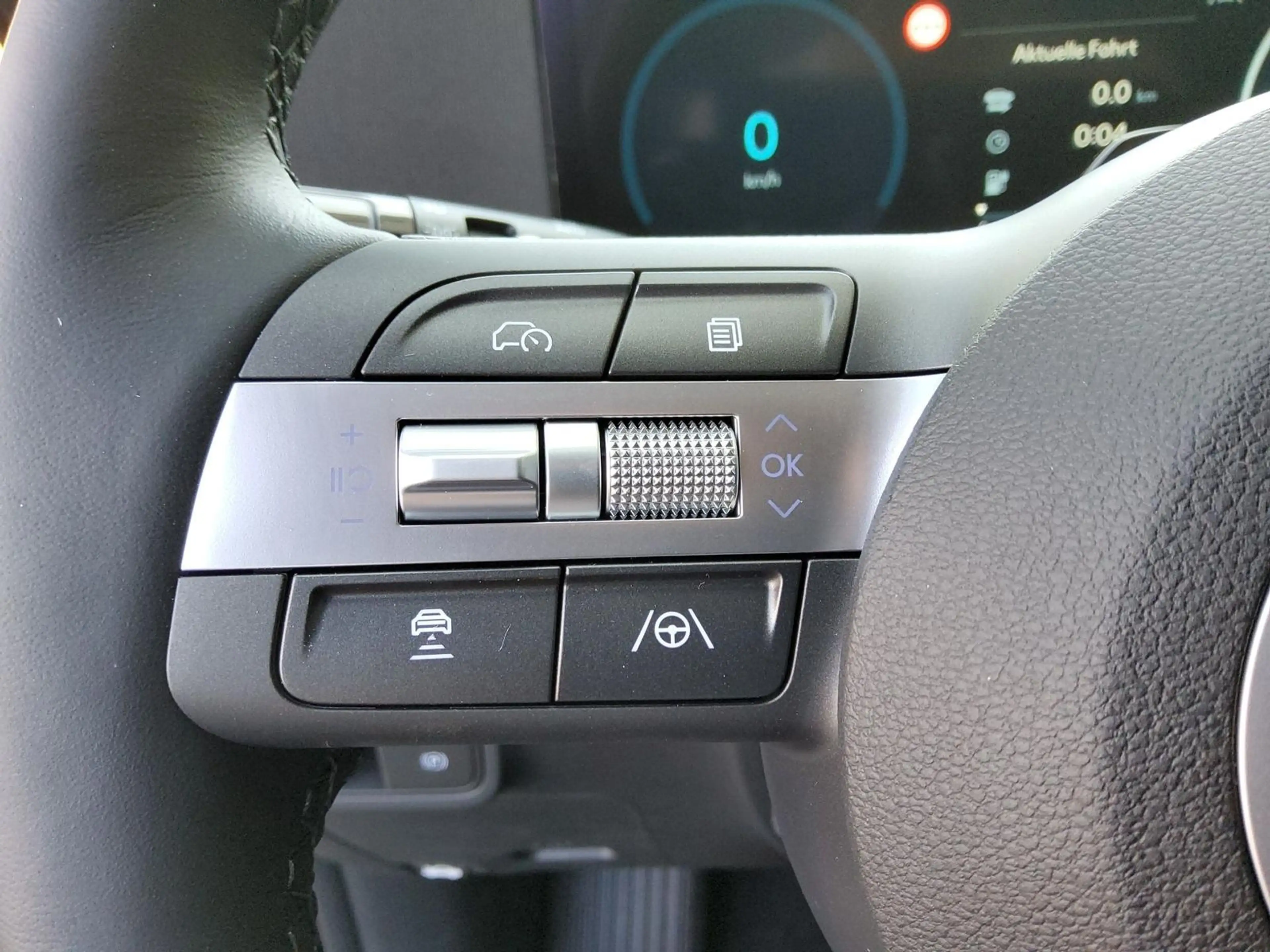 Hyundai KONA 65,4 kWh PRIME SCHIEBEDACH/HuD/EHK/ASSISTENZ/BOSE — photo 8