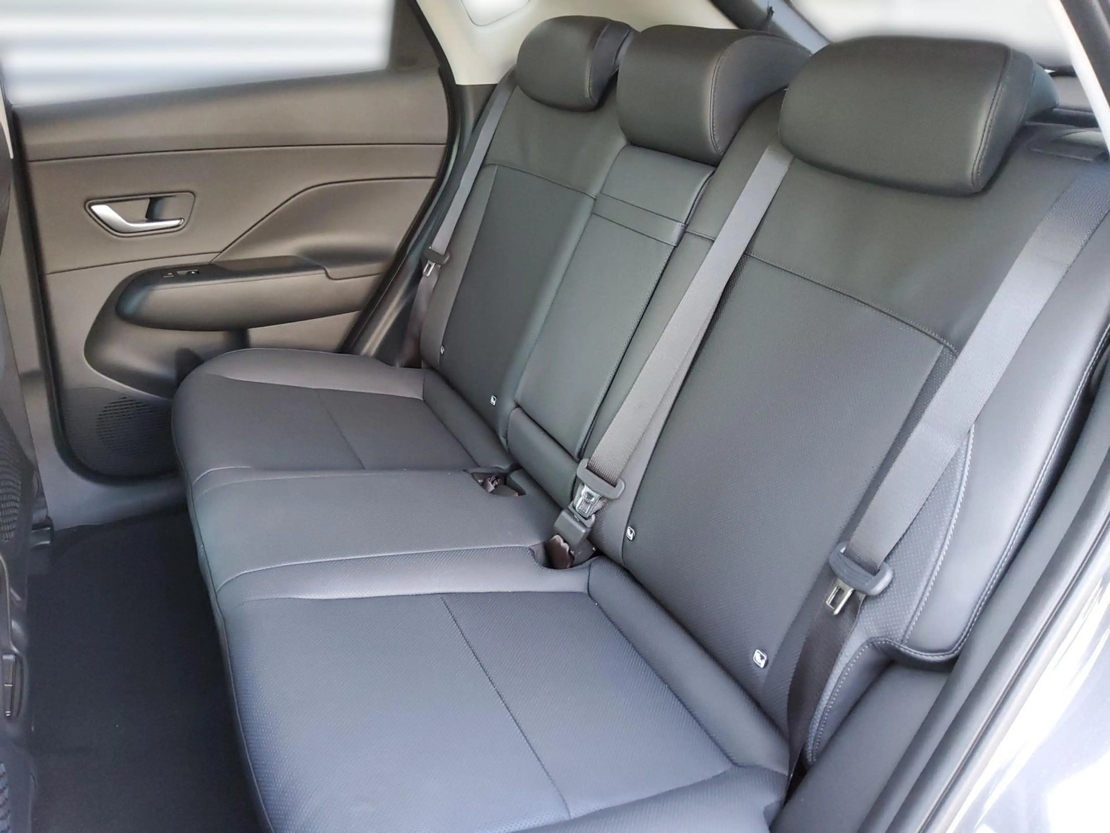 Hyundai KONA 65,4 kWh PRIME SCHIEBEDACH/HuD/EHK/ASSISTENZ/BOSE — photo 15