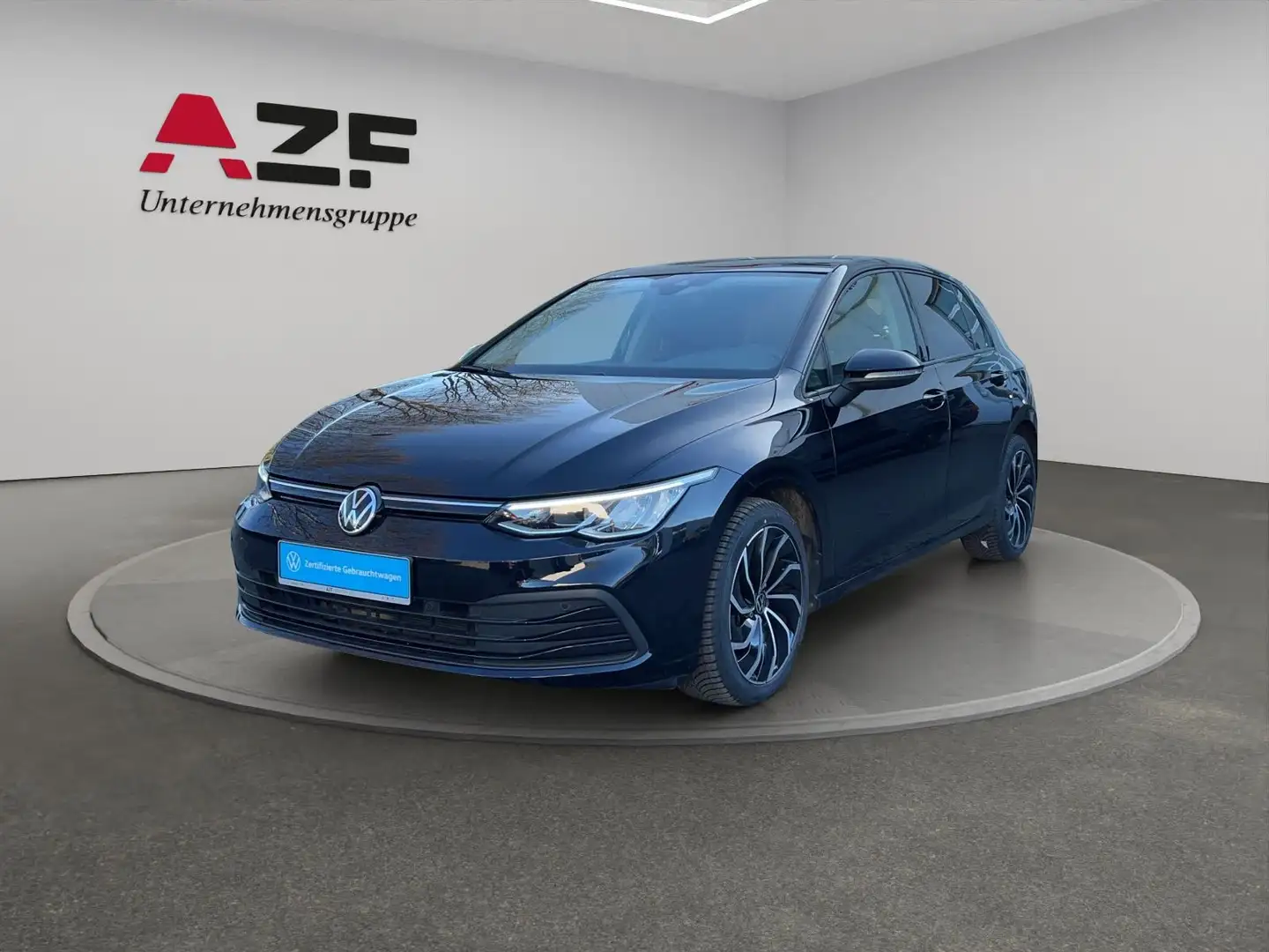 Volkswagen Golf VIII 1.0 TSI Life PANO+LED+SITZHZG+KLIMA Schwarz - 2