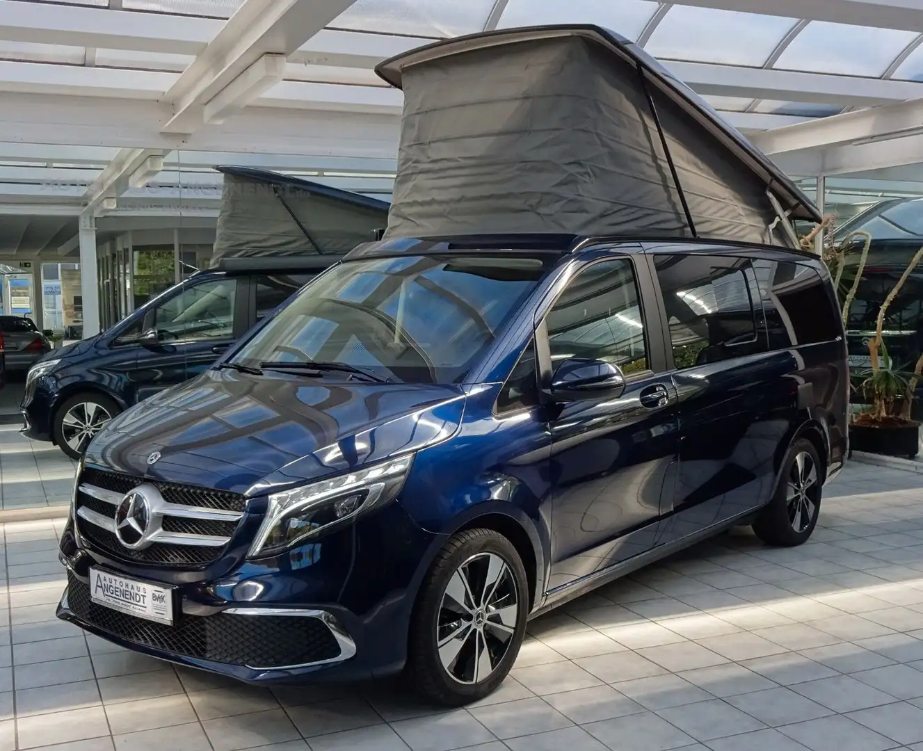 Mercedes-Benz Marco Polo Edition Blau - 1