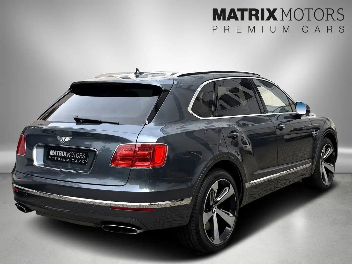 Bentley Bentayga First Edition W12 e-AHK Standheizung Grau - 2