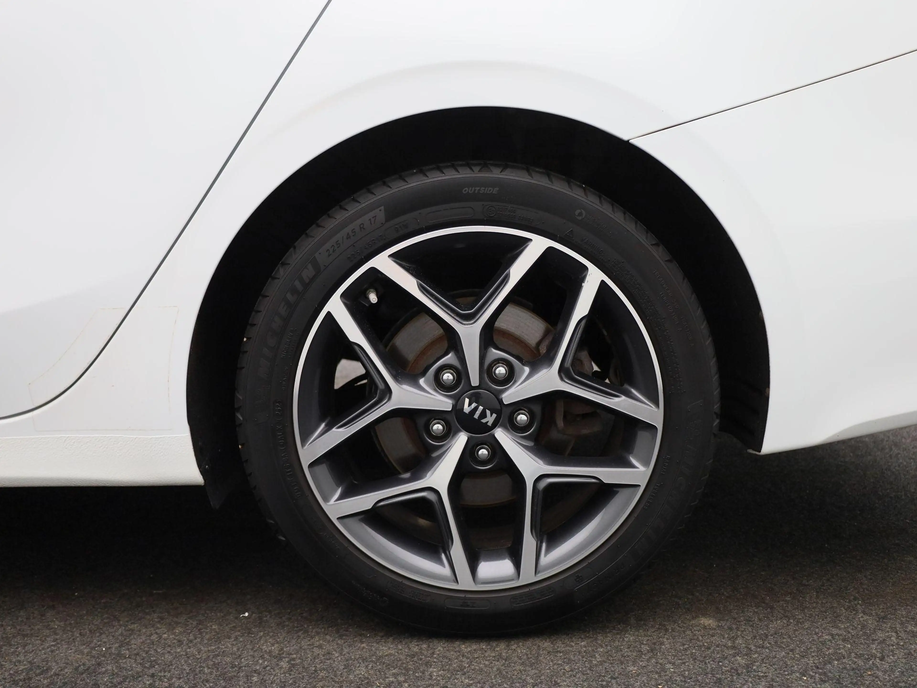 Kia Ceed SW / cee'd SW Sportswagon 1.0 T-GDi GT-Line Business Edition | A — photo 13
