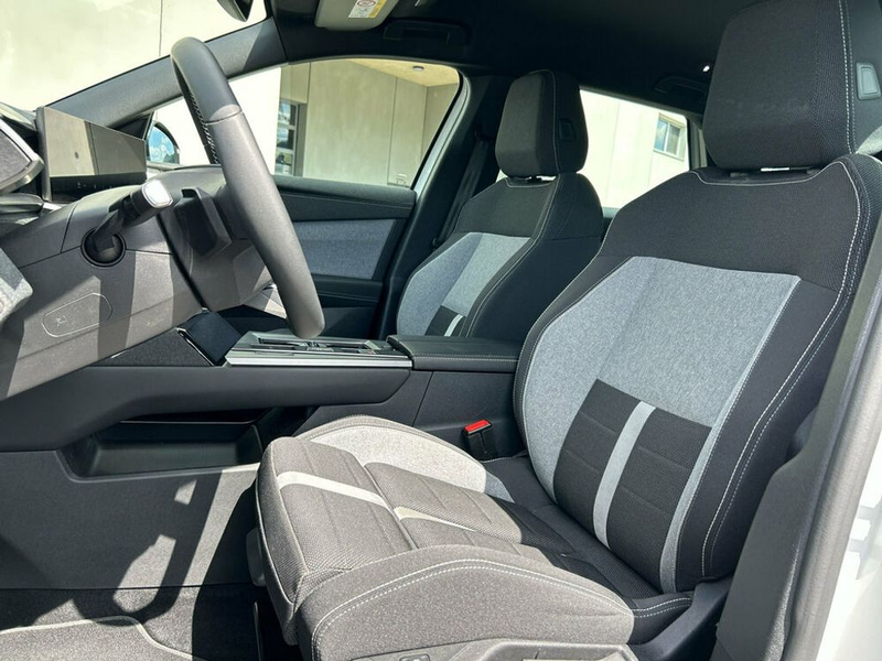 Opel Grandland X 1.2 48V Mild- Hybrid 100kW Edition — photo 11
