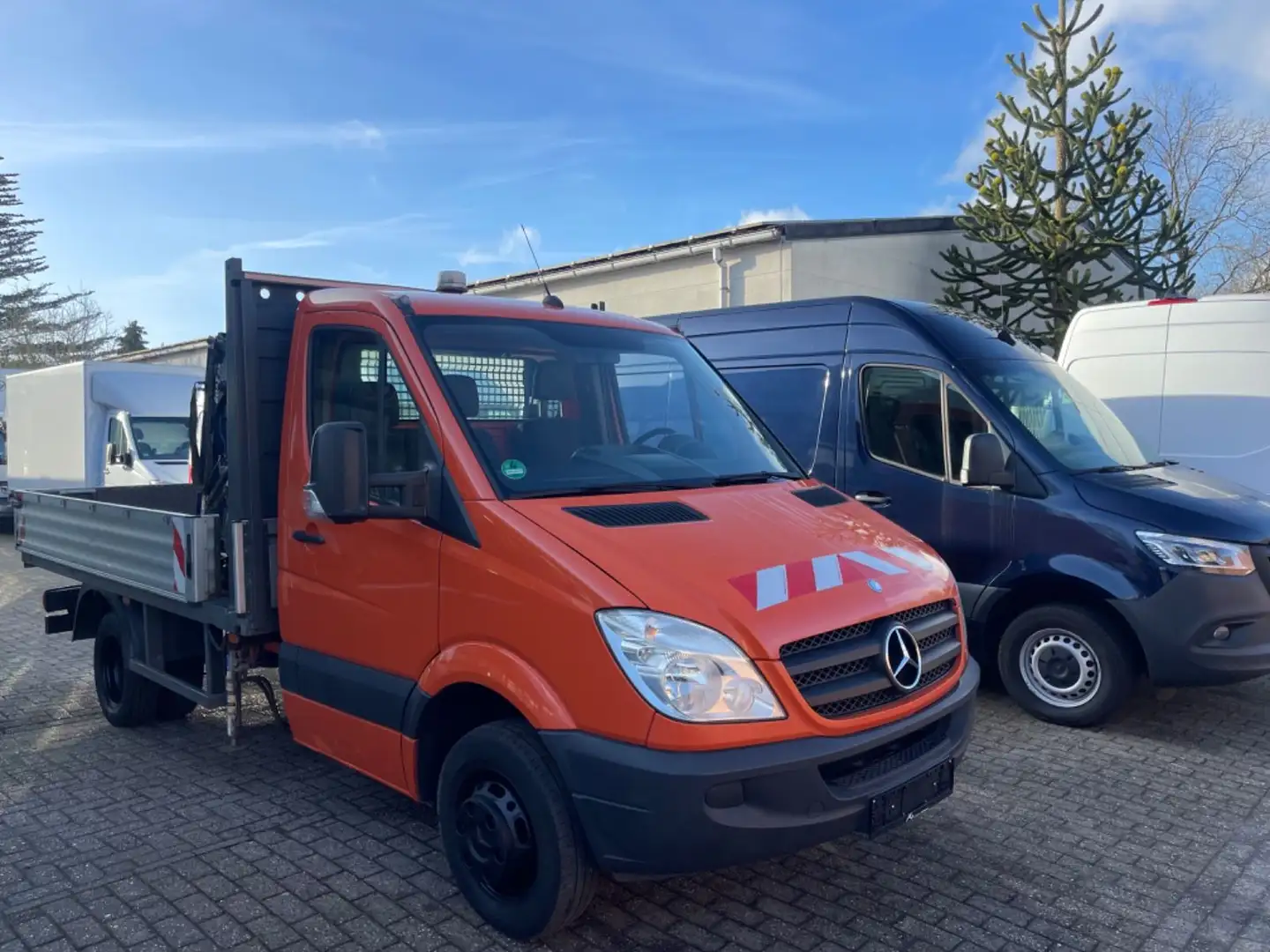 Mercedes-Benz Sprinter 311/511/CDI*Ladekran*AHK*Pritsche Orange - 1