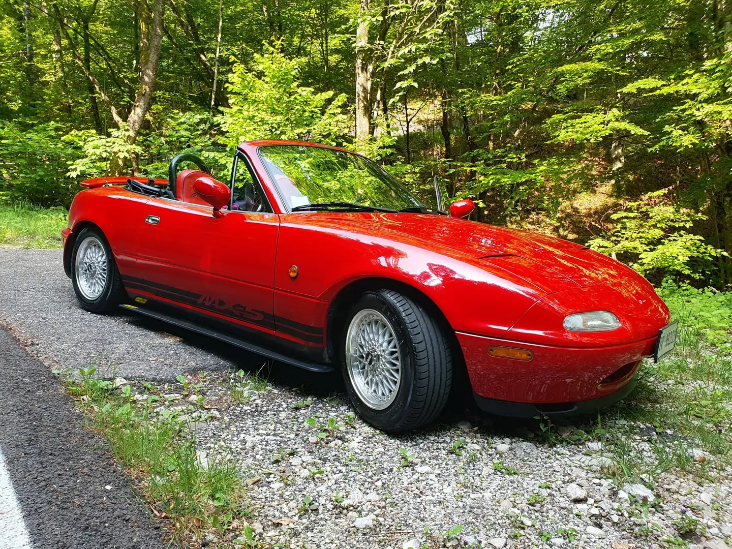 Mazda MX-5 NA Rouge - 2