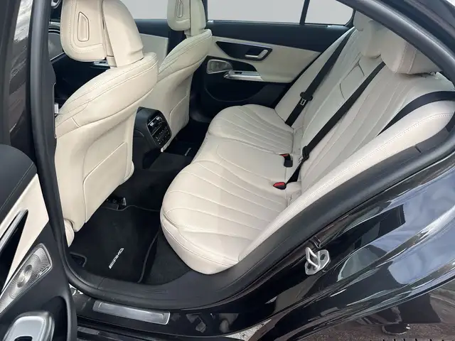 Mercedes-Benz E-Class view 10