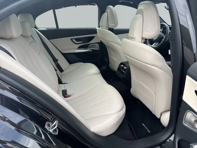 Mercedes-Benz E-Class view 11