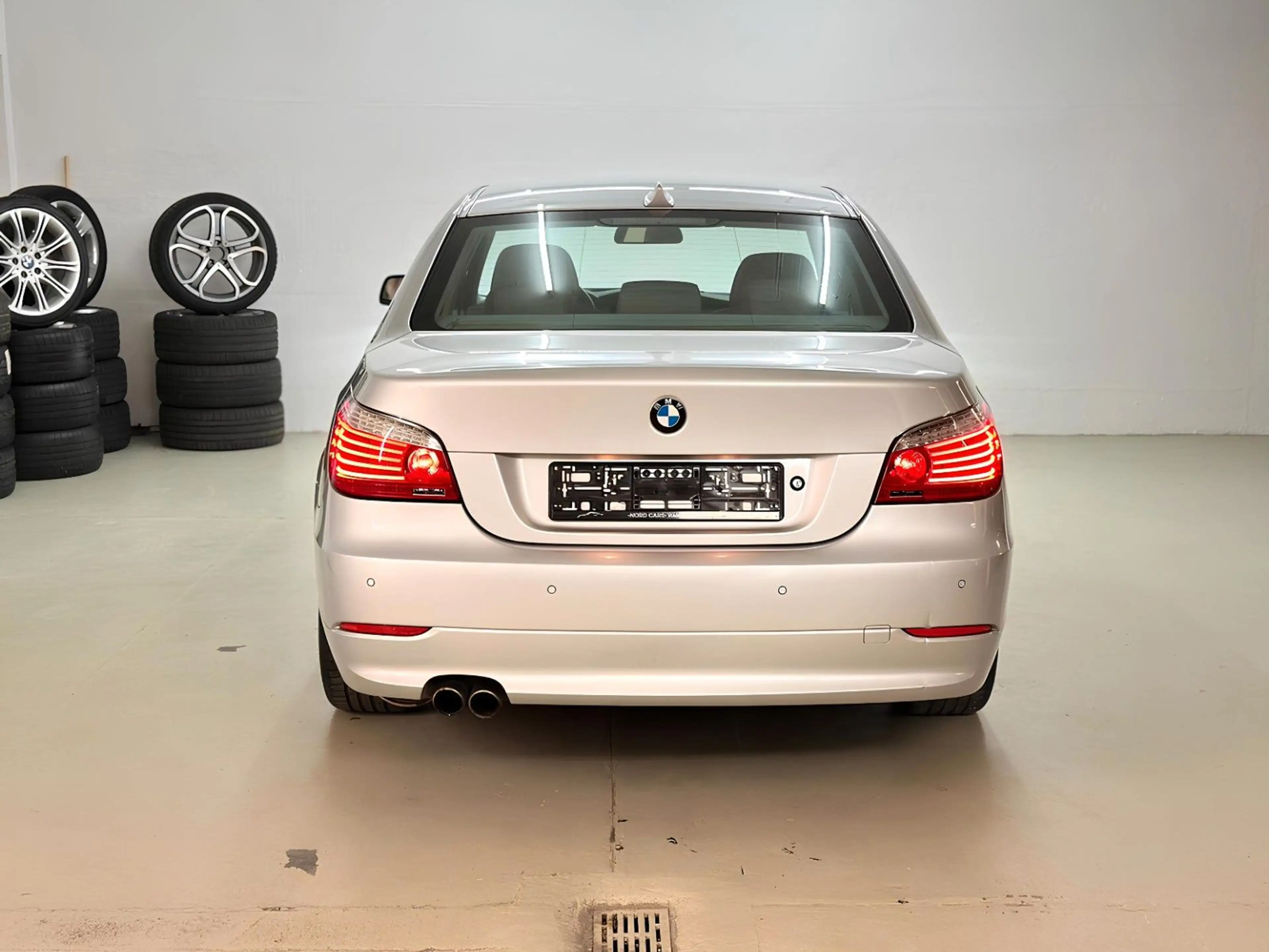 BMW 550 i  V8 *1.HAND *XENON *SHZ *PDC *TEMPO *MEMORY — photo 9