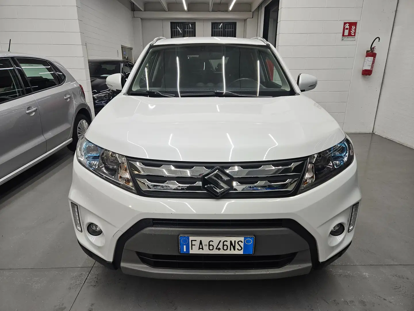 Suzuki Vitara 1.6 vvt V-Top s NEOPATENTATI Bianco - 2