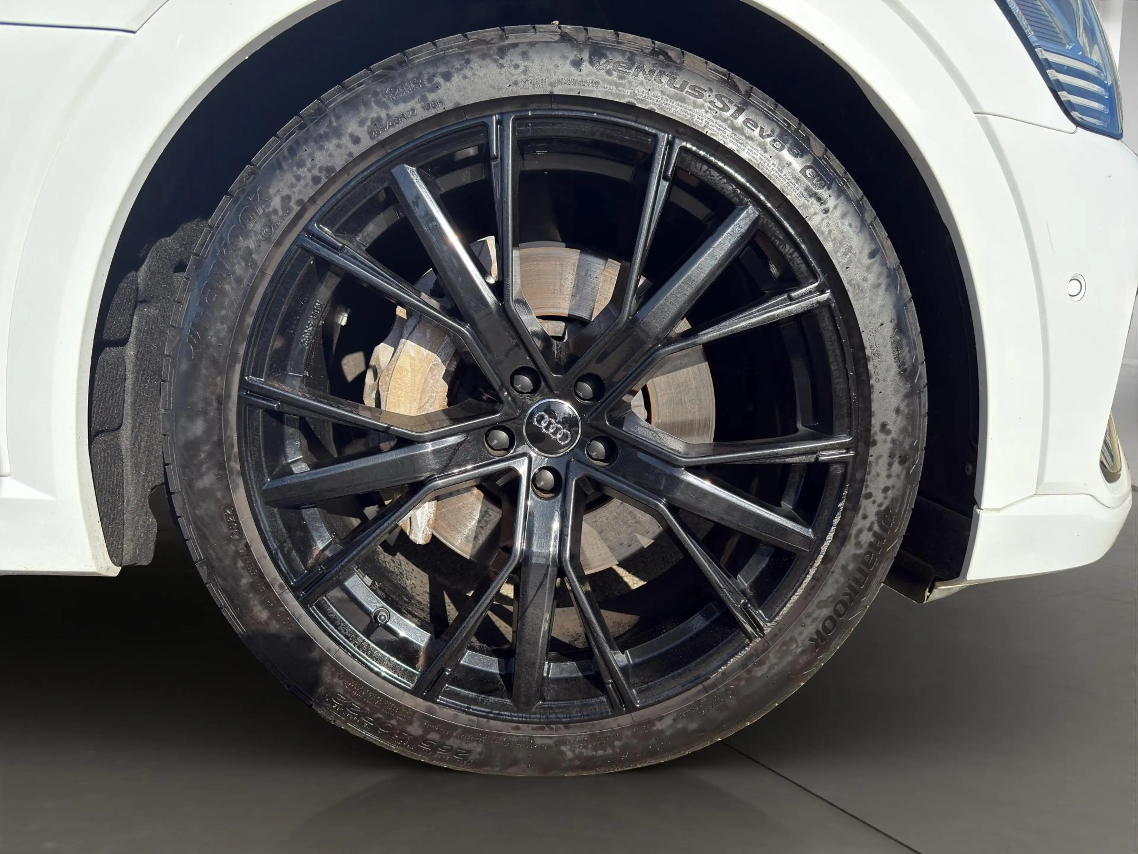 Audi e-tron e-tron 50 quattro Launch edition Black | Pano | S- — photo 9
