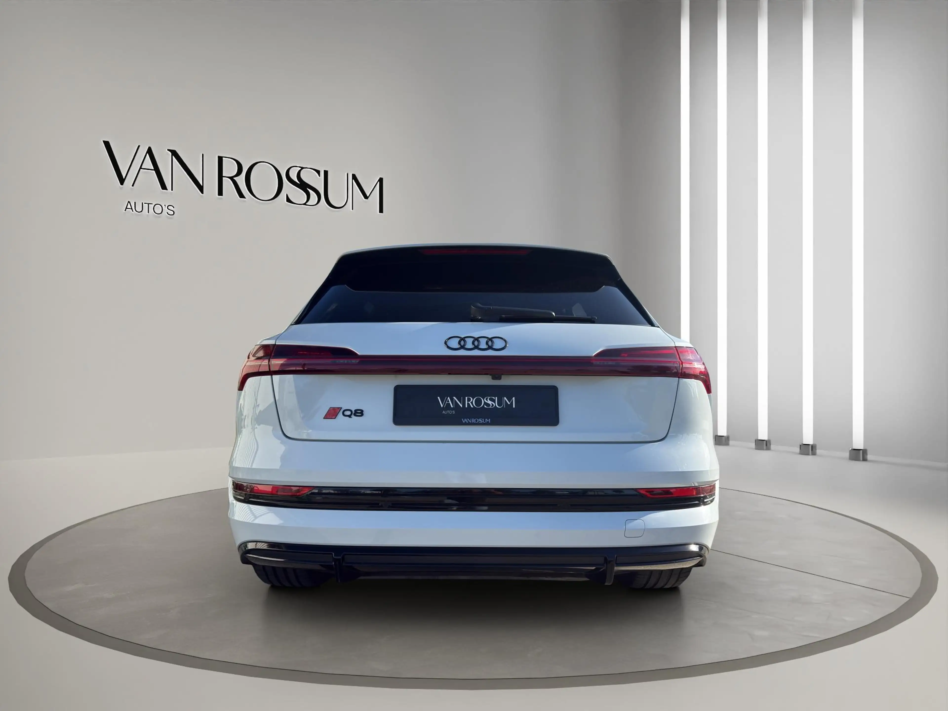 Audi e-tron e-tron 50 quattro Launch edition Black | Pano | S- — photo 4
