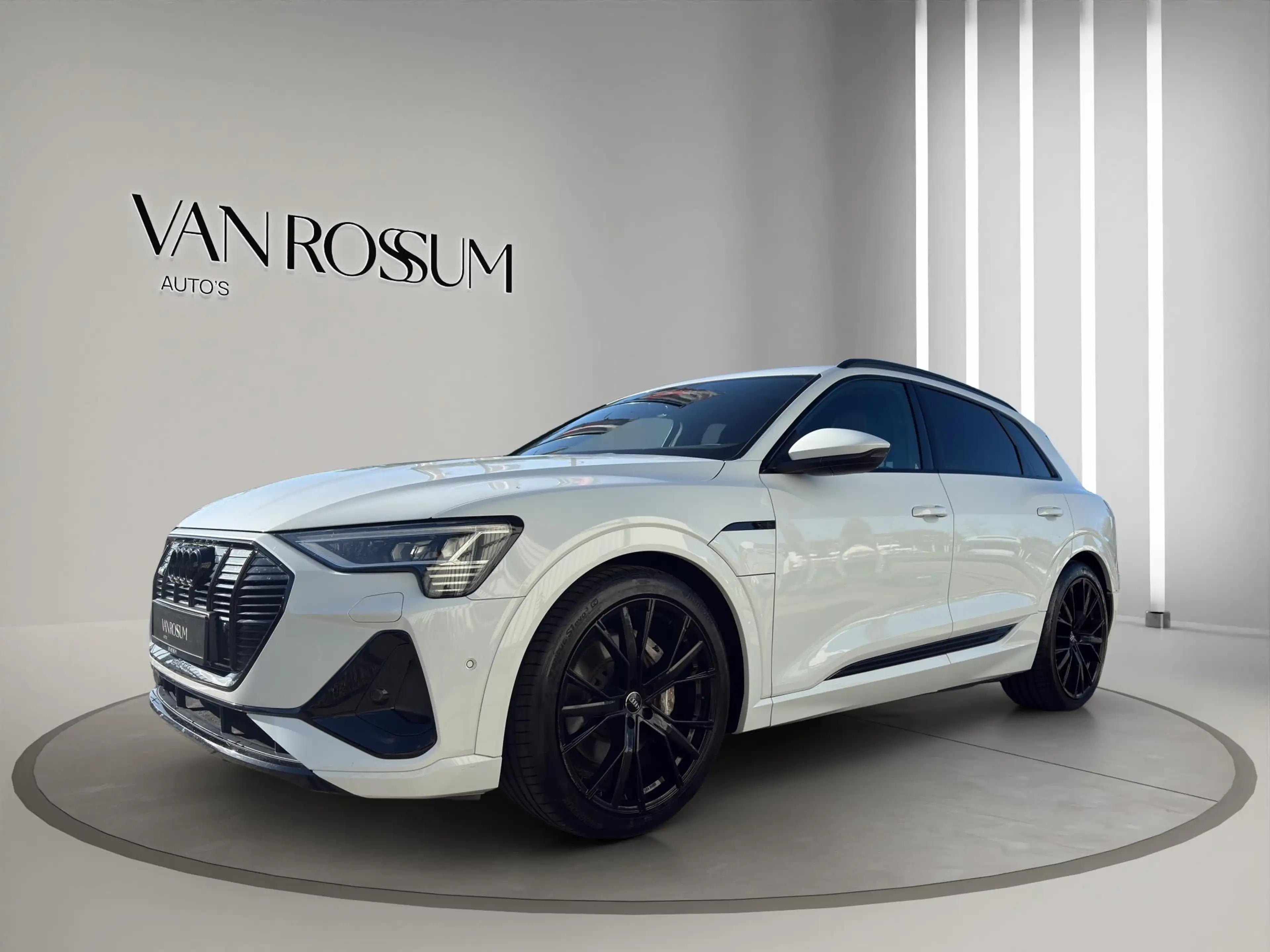 Audi e-tron e-tron 50 quattro Launch edition Black | Pano | S- — photo 7