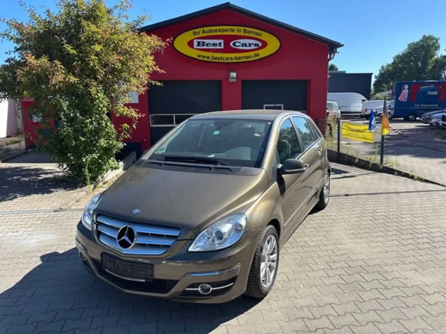 Mercedes-Benz B 200 SHZ*KLIMA* Tempomat PDC Scheckheft Bronze - 1