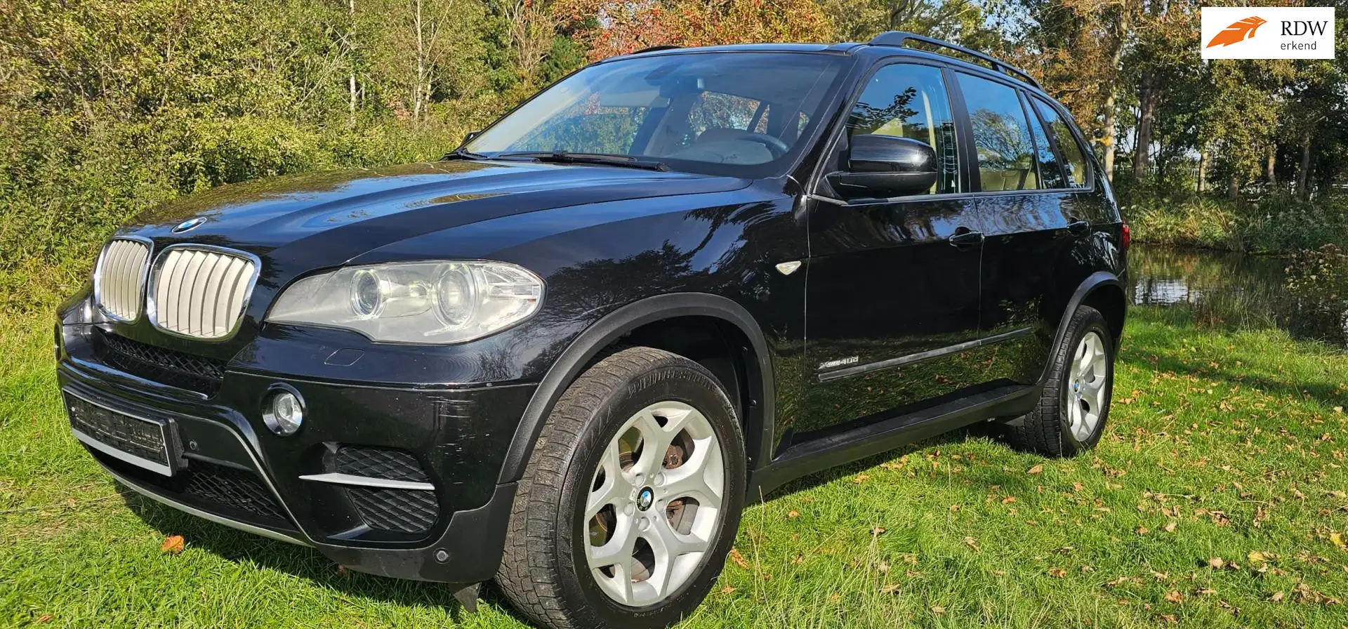 BMW X5 XDrive40d lage kms Voll gereviseerde motor Zwart - 1