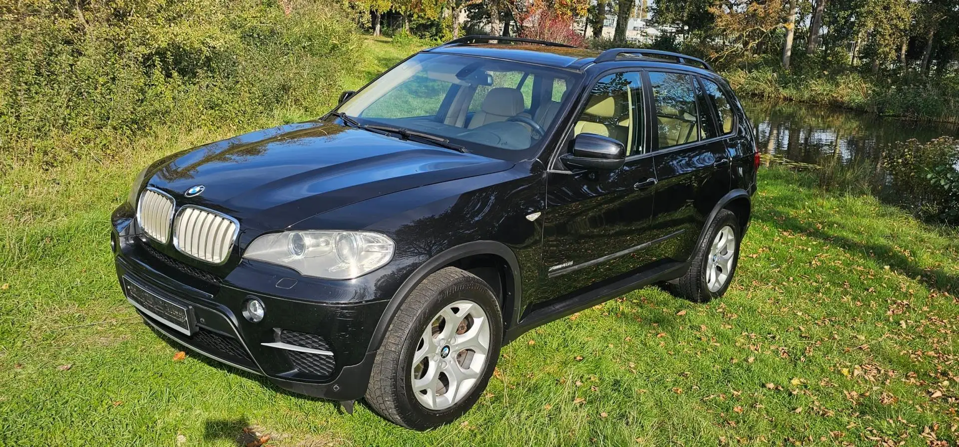BMW X5 XDrive40d lage kms Voll gereviseerde motor Zwart - 2