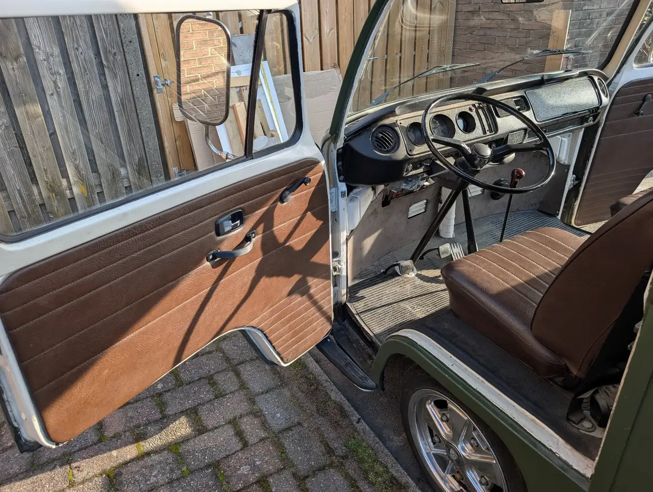 Volkswagen t2a bankenbus, foto 2