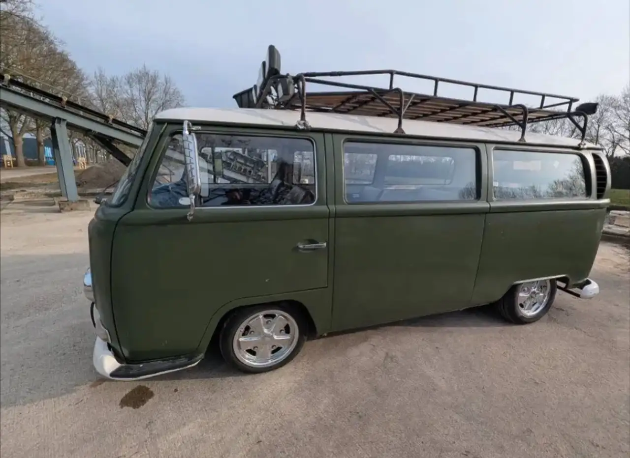 Volkswagen t2a bankenbus, foto 1