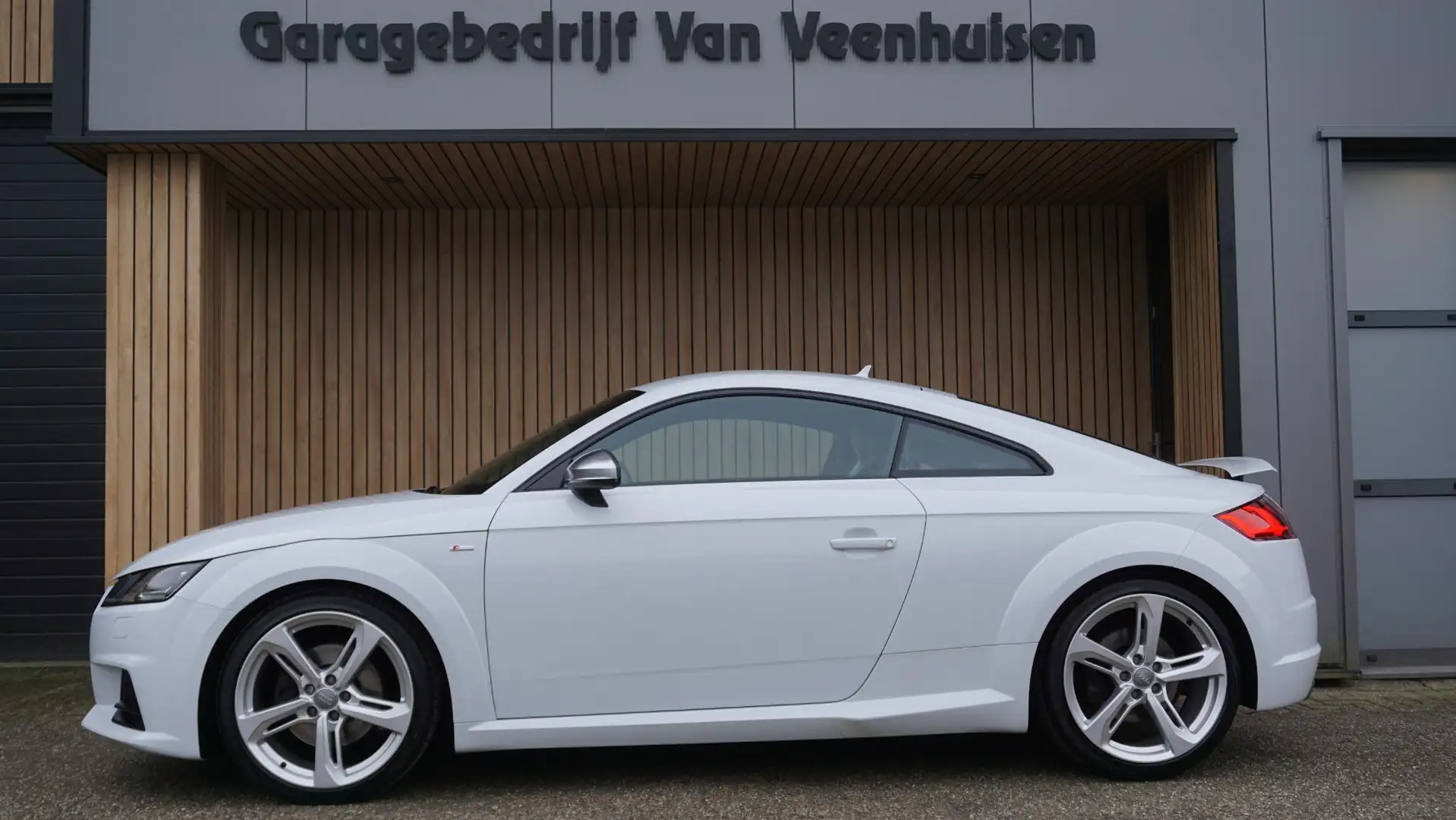 Audi TT Coupé 2.0 TFSI 230pk Quattro 2x S-Line Schaalstoel Blanc - 2
