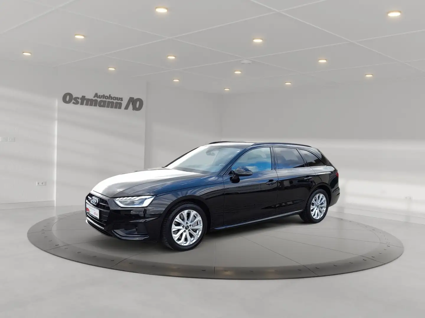 Audi A4 45 TFSI quattro Avant PDC RFK LED SHZ el.Heck Schwarz - 1