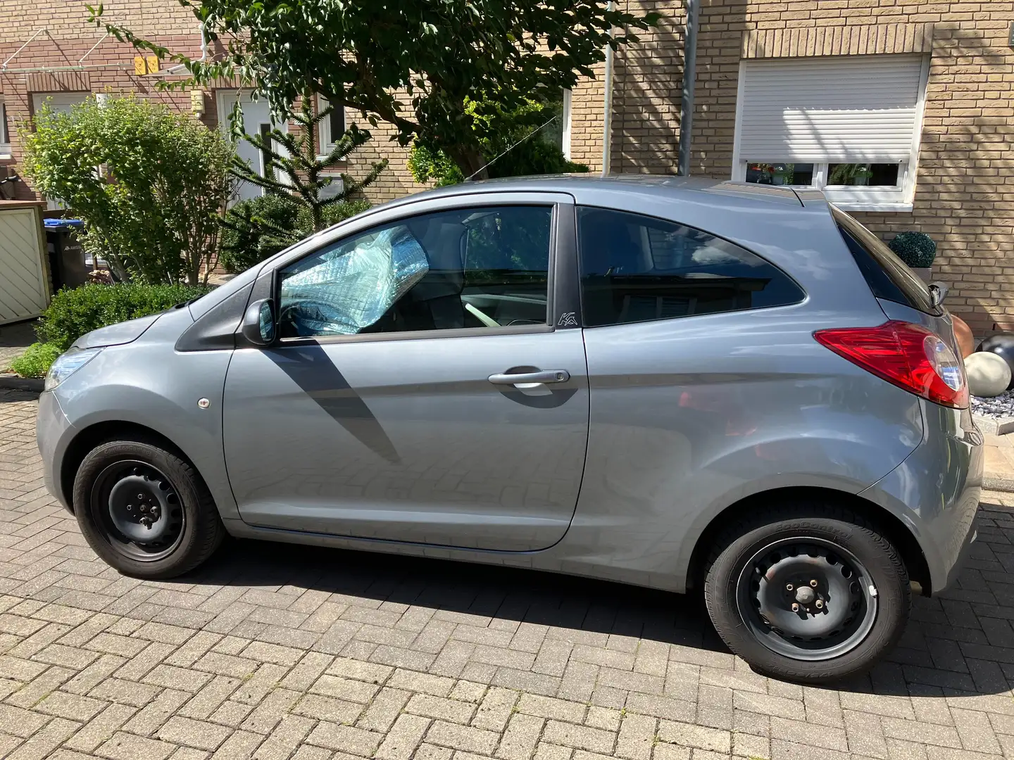 Ford Ka/Ka+ Ka 1.2 Start-Stopp-System Trend Edition Gris - 1