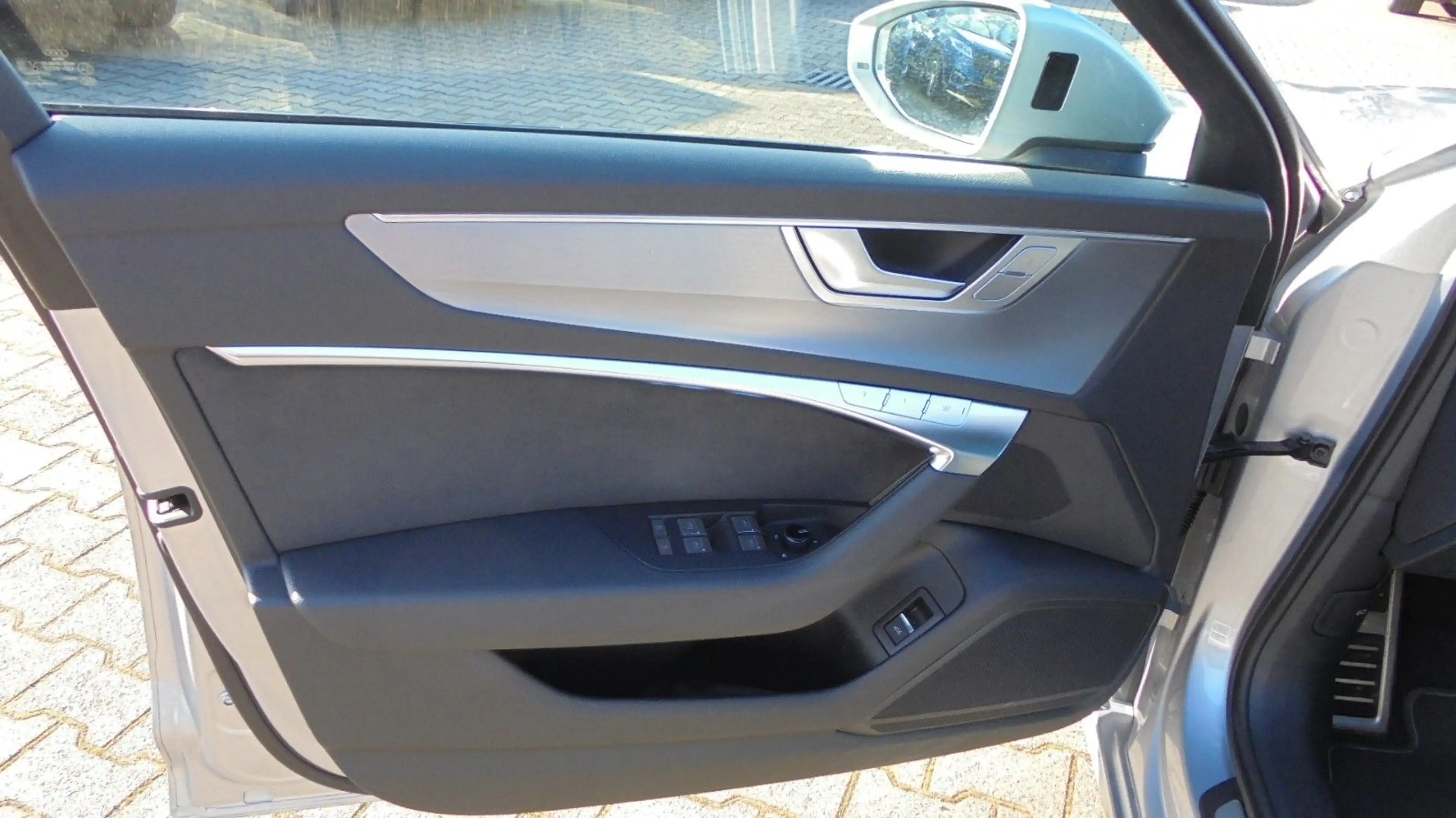 Audi A6 Avant 55 TFSI quattro sport, Panoramadach,LED — photo 5