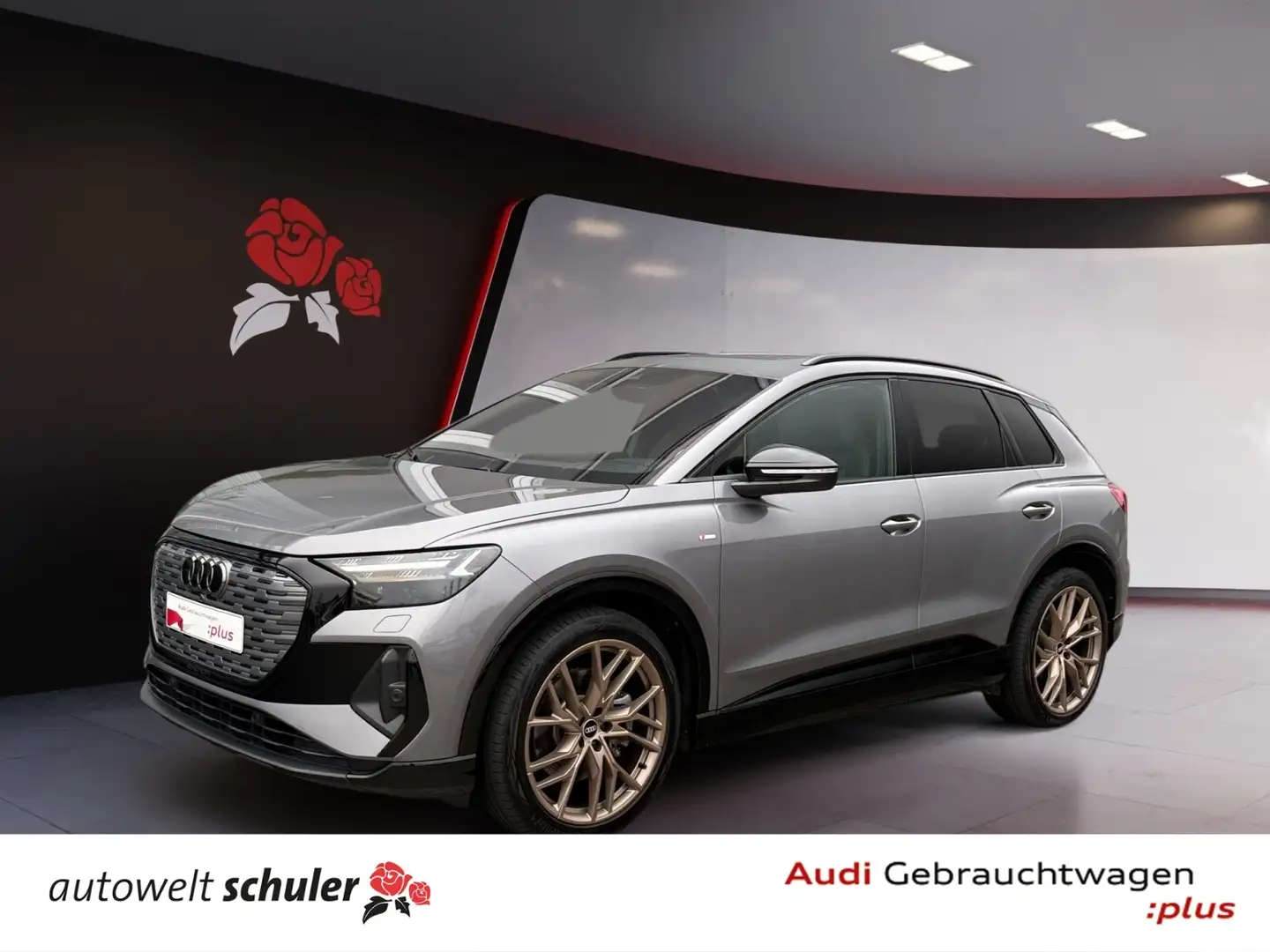 Audi Q4 e-tron 50 quattro S-line AHK RFK Pano ACC Matrix-LED Nav Grau - 1