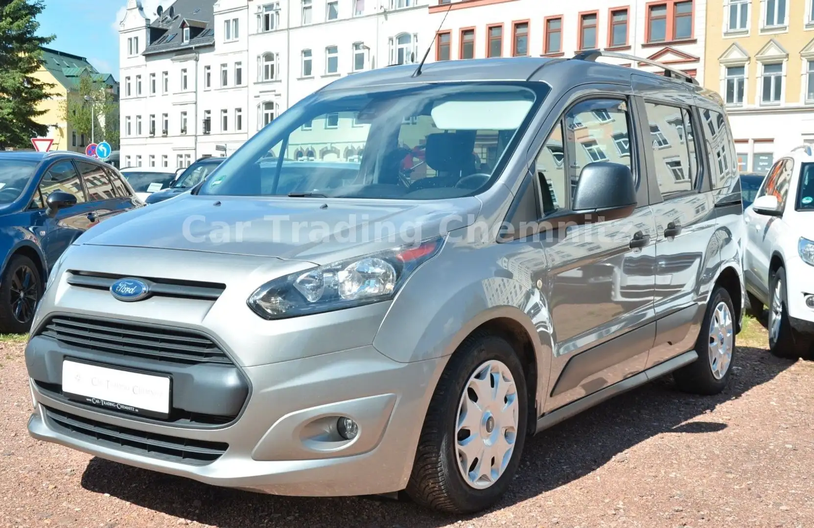 Ford Tourneo Connect 1.5 TDCi Automatik Navi Klima Plateado - 1