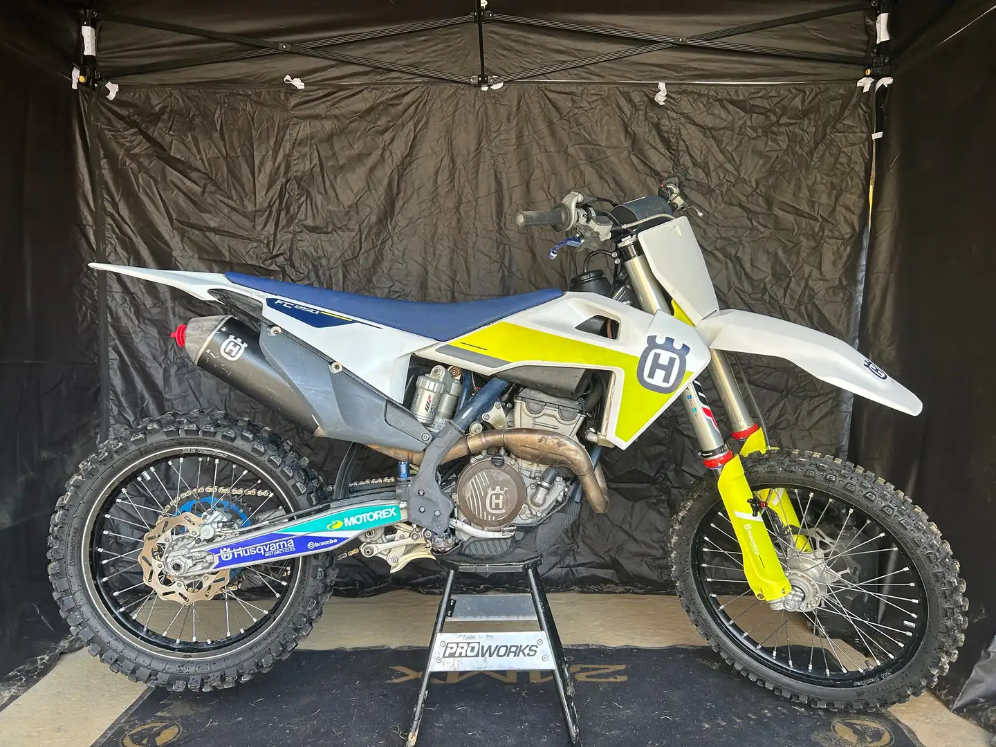 Husqvarna FC 250 Weiß - 1